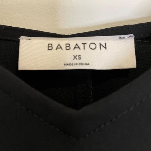 Aritzia Babaton Aaron V-Neck Shift Dress Size XS NWT - Picture 2 of 4
